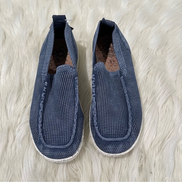 Boys Itazero Pacato Blue Loafer Slip son Size 4.5 US! - Picture 3 of 11